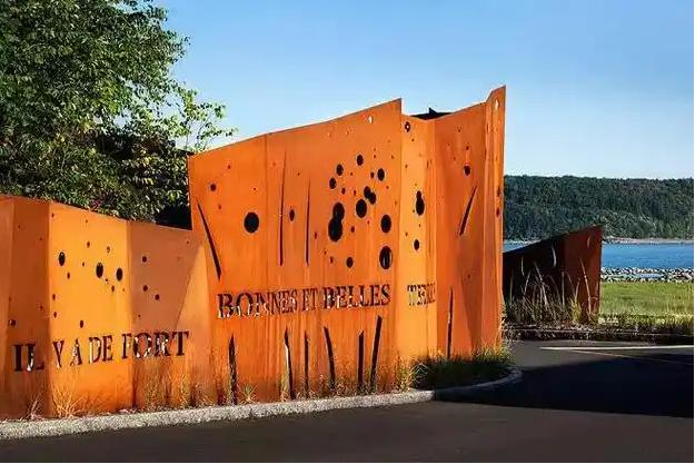 河东锈钢板景观